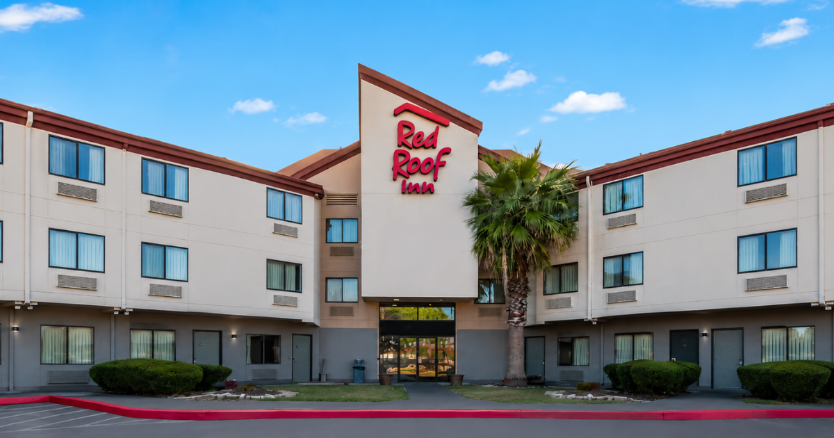 Red Roof Inn hotel in San Antonio Texas exterior view